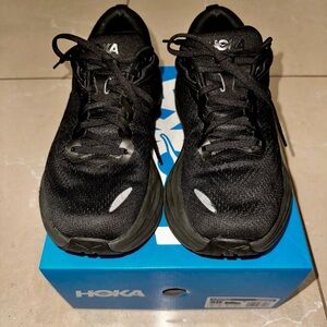 Hoka One One Bondi 8 Womens Size 8 Medium B Black Sneakers 1127952 BBLC